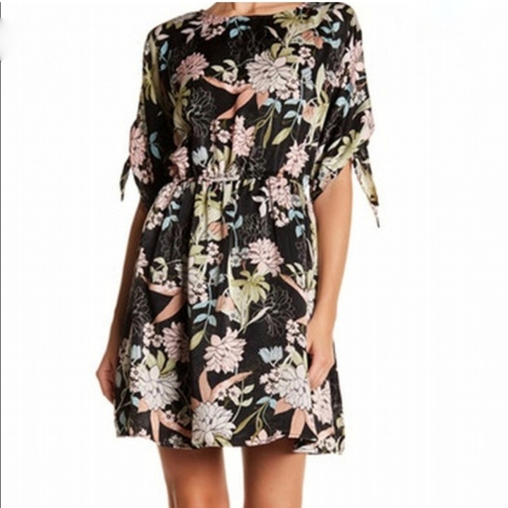 Dual Nature NWT Floral Satin Cold Shoulder Dress